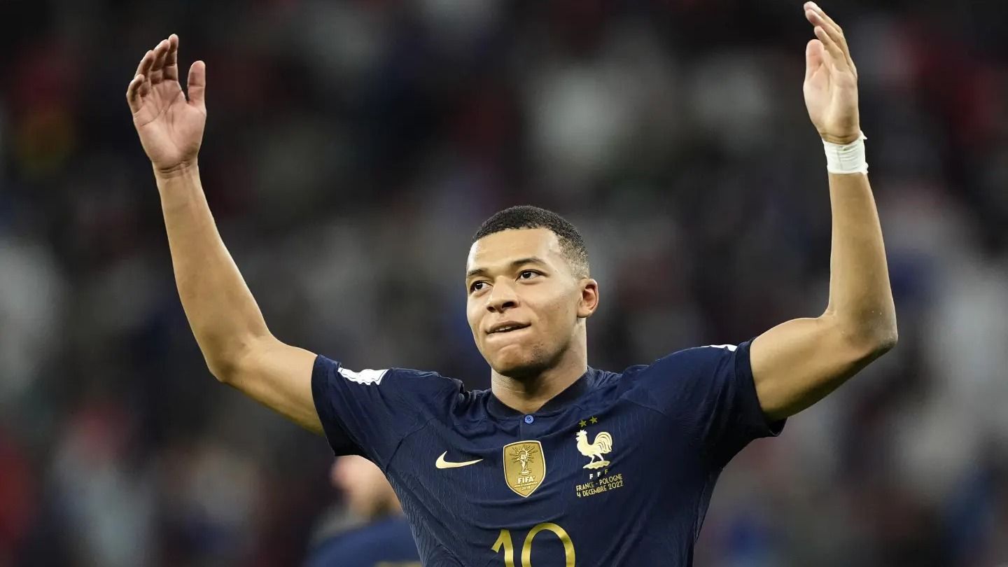 Combien Dargent Kylian Mbappe Gagnera T Il Au Real Madrid Les